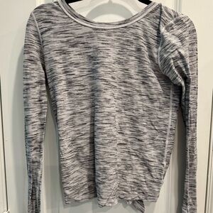 Lululemon Women's Long Sleeve Shirt
